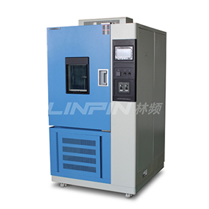 按規(guī)定使用臭氧實(shí)驗(yàn)箱進(jìn)行樣品測試